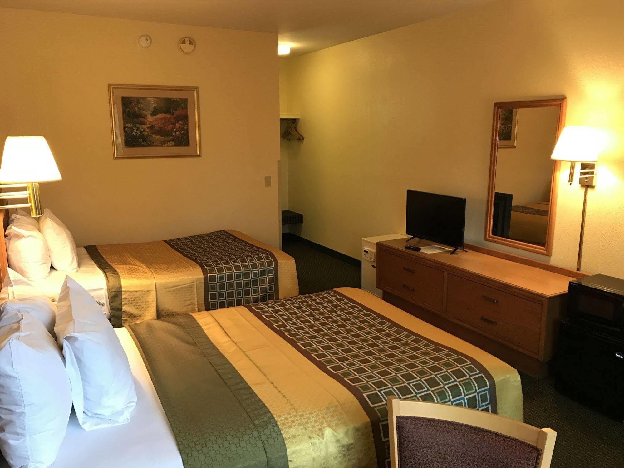 Budget Host Inn Sandusky Dış mekan fotoğraf