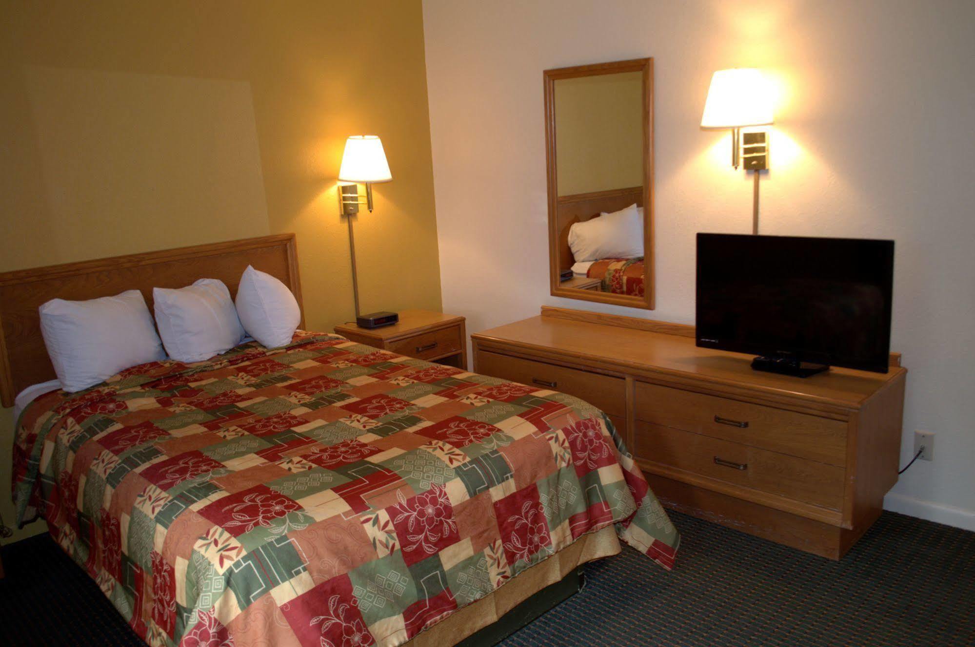 Budget Host Inn Sandusky Dış mekan fotoğraf